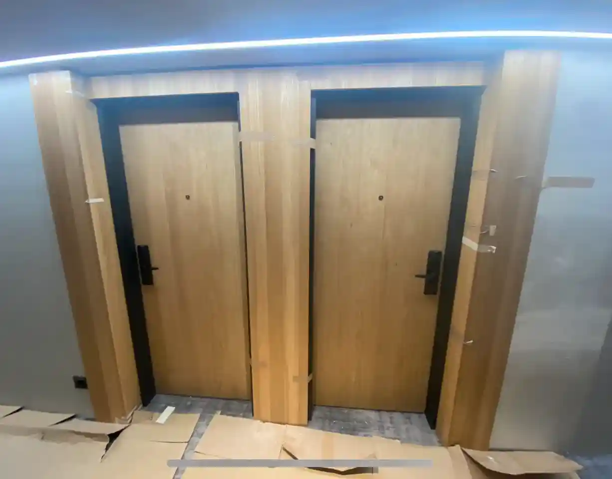 Beltári ajtók tervezése, beszerelése